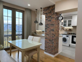 RARE FIND! UNBEATABLE LOCATION! FIVE STARs, SPARKLING APARTMENT IN THE HEART OF YEREVAN!